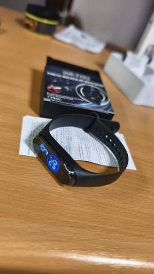 Ab4700e691e41497588f98308cf38fe5ci.jpg